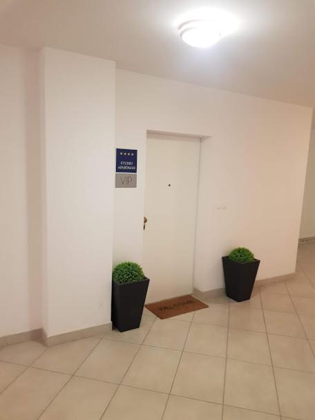 Apartman Vip, With Free Garage Parking Pula Exterior photo