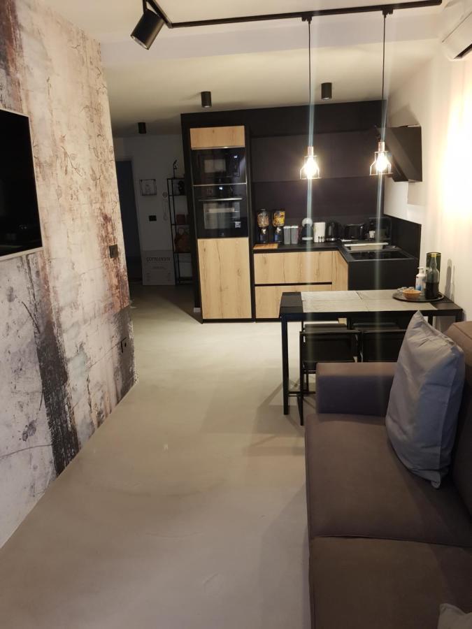 Apartman Vip, With Free Garage Parking Pula Exterior photo