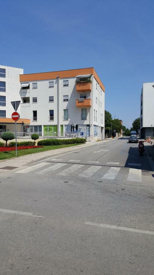 Apartman Vip, With Free Garage Parking Pula Exterior photo