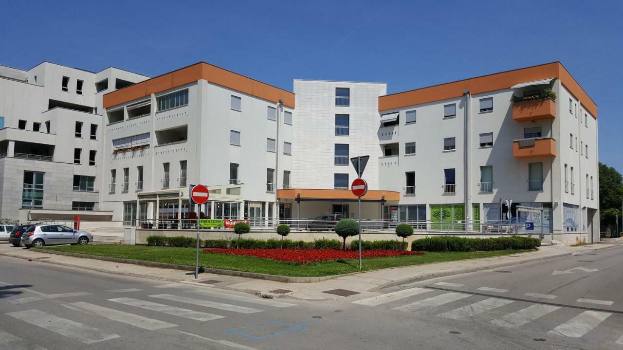 Apartman Vip, With Free Garage Parking Pula Exterior photo